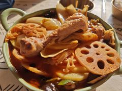 -满格嗦新疆椒麻鸡火锅.炒米粉(川大江安校区店)