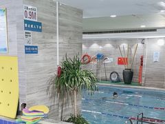 -小蓝鲸游泳培训基地(石景山店)