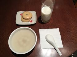 -知爱母婴专护全套房月子会所(新华路店)
