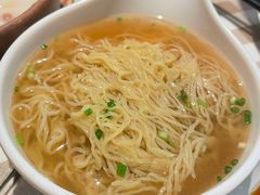 -新大咀港式茶餐厅(宝山万达店)