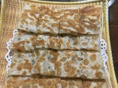 -乡土黄·鲜牛肉火锅·小龙虾(兴业街店)