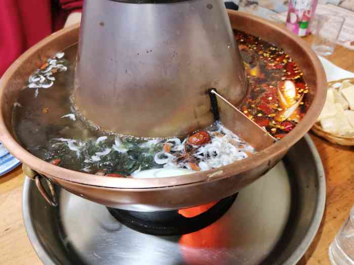 曹州涮羊肉(西客站店)-"离住的地方挺近的,[调皮][调皮]以前经.