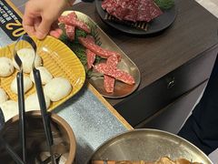 -草家酱蟹炭火烤肉店(珲春南路二店)