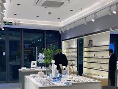 -视野联行眼镜·蔡司·尼康·授权优选门店(青浦宝龙店)