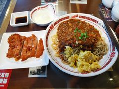 -十八家面馆(均瑶店)