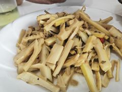 -天乐农家鱼头王(天目湖店)