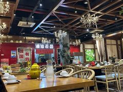 -郭婆婆疯子鸡·土货江湖菜馆