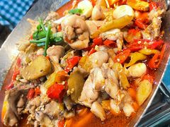 -昱龙大盆牛蛙馆(三兴街总店)