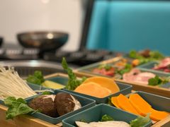 -烤路里·韩国品质自助烤肉(石路天虹4号店)