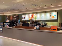 -星巴克臻选(上海中环广场2F店)