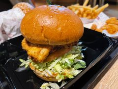 -The Habit Burger Grill 哈比特汉堡(复兴soho店)