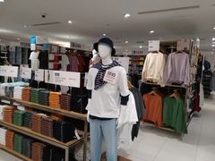 -优衣库(上海正大广场店)