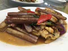 -四川小胡子海鲜(丁村万人海鲜广场店)