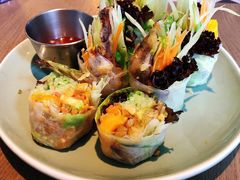 牛油果软壳蟹米纸卷-CHINCHIN 青青·泰国料理(万象食家店)