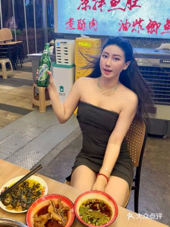 来重庆怎么也要吃一顿正宗牛蛙