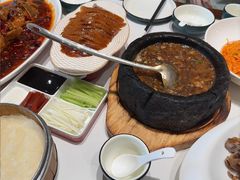 -梅利汴京烤鸭•开封豫菜地标店(东司门店)