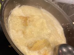 -鲜入围煮花胶鸡海鲜火锅