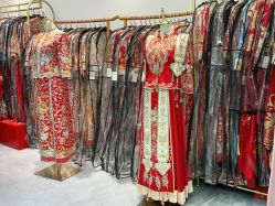 -LOVE SHINE婚纱·红鼎庄龙凤褂·妈妈装定制
