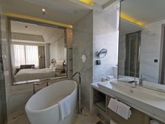 -上海漕河泾万丽酒店