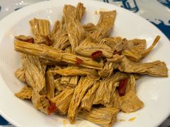 -松哥油焖大虾.小龙虾.黑鸭煲(海岸城店)