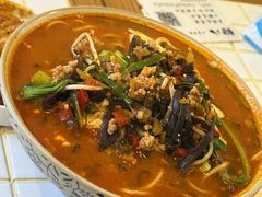 -粉八·云南米线·建水烧烤(常熟路店)