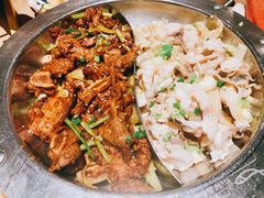 脆鱼牛仔骨-小鱼小牛·鱼牛干锅·脆鱼火锅(世欧广场店)