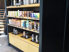 零售区-星巴克(温州万象城商业街店)