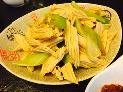 -荣德灶台鱼(圣泉寺店)