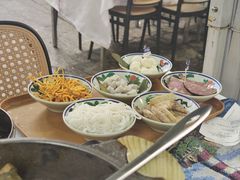 -刘姐啤酒鱼民族演艺餐厅(西街总店)