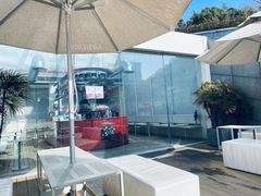 露天位-UNIUNI(凯瑟琳广场店)