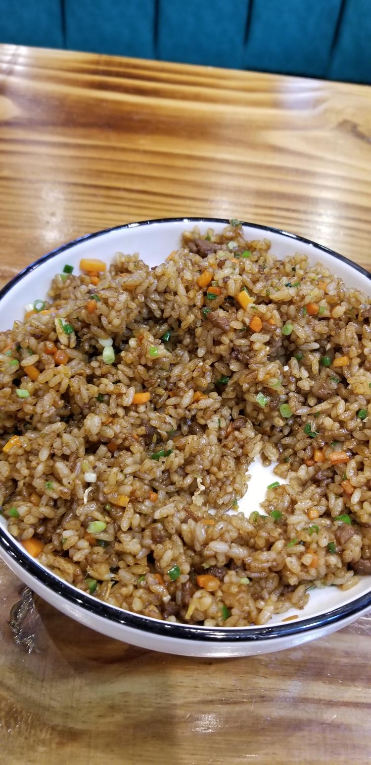 推荐:相思奶方金汤酸菜鲈鱼黑椒牛肉炒饭