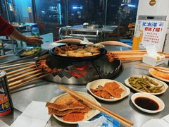 -彝人部落火盆烧烤(原内环足球场店)