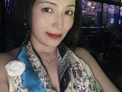 -OZONE 顶楼酒吧(香港丽思卡尔顿酒店)