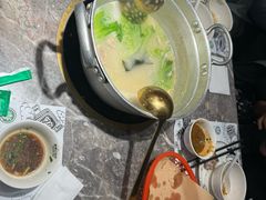 -禄婶鸡煲·打边炉