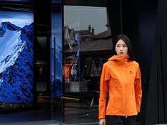 -王府井奥莱临潼小镇(临潼店)