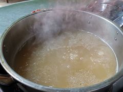 高汤锅底-阿婆东山羊肉店(鸿港海鲜批发市场店)