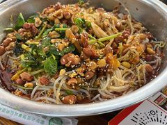 -周良天山牛杂城(天山路总店)