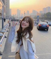 -BULB STUDIO 巴柏明星发型工作室