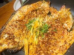 香茅草烤罗非鱼-云海肴·汽锅鸡·云南菜(高德置地店)