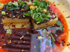 红油米豆腐-苗岭鱼乡贵州凯里红酸汤鱼火锅