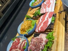 -明洞阿姨·韩式酱蟹烤肉·创意料理(三元桥店)