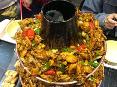 -巴四老城区炭火蛙锅(张江店)