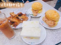 猪扒蛋菠萝包-沙溪兄茶餐厅
