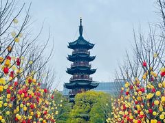 -龙华寺