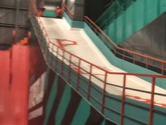 -极限PLAY运动娱乐新世界·团建派对表演休闲馆·室内高空游乐园