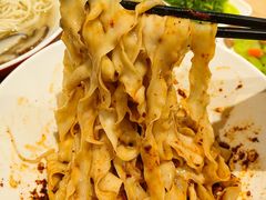 -鼎义丰功夫面(星光大道店)