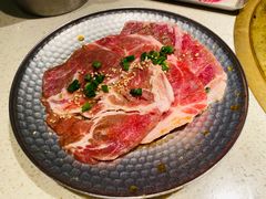 -蚂蚁洞·烤肉大营地(上海静安大悦城店)