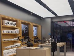 -DJI大疆(深圳华强北曼哈授权体验店)
