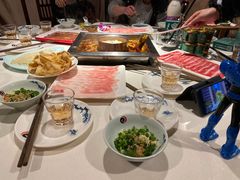 -二荆条·蜀鲜汇城市森林火锅