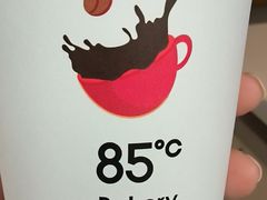 -85度C(生甜甜圈研究工坊·上海平凉店)